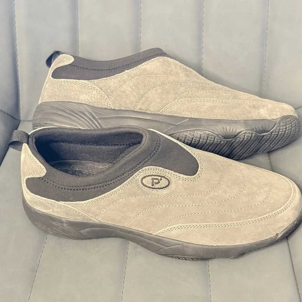 Propet Gray Wash and Wear Women's Slip-On EUC Sz 10.5 - Picture 2 of 6